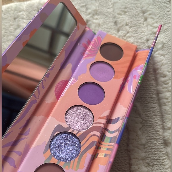 Original Kaleidos Futurism IV Lunar Lavender Palette - Picture 1 of 5